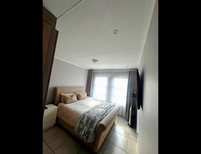 3 BEDROOM FREESTANDING FOR SALE IN DIE HEUWEL EXT 4